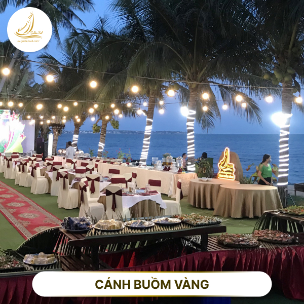 Nhà hàng tiệc cưới phan thiết, không gian rộng, view biển chill